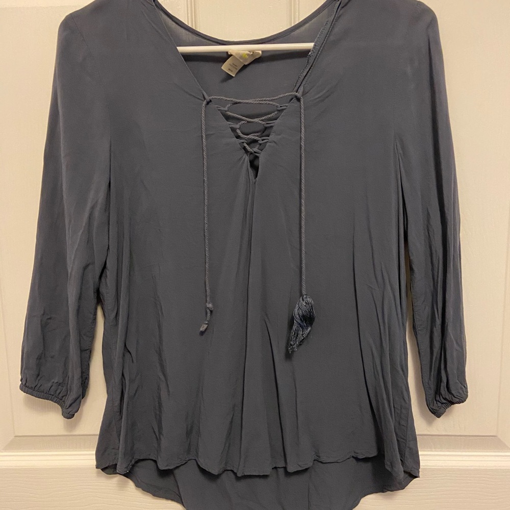 NEON SOUL Neckline Tie Long Sleeve Top